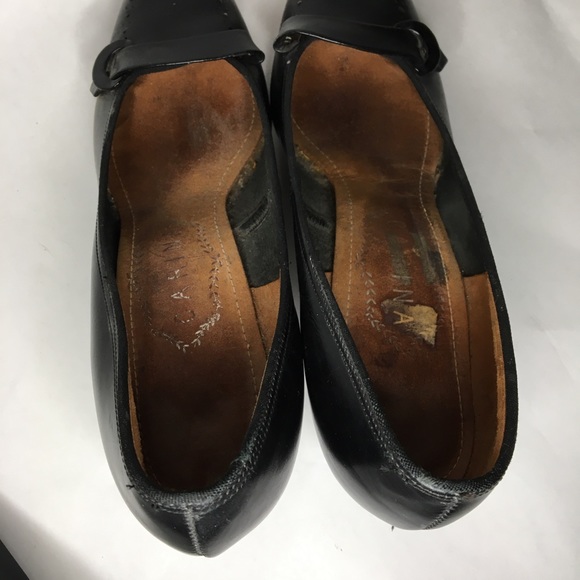 Vintage Black Heels - Picture 6 of 7